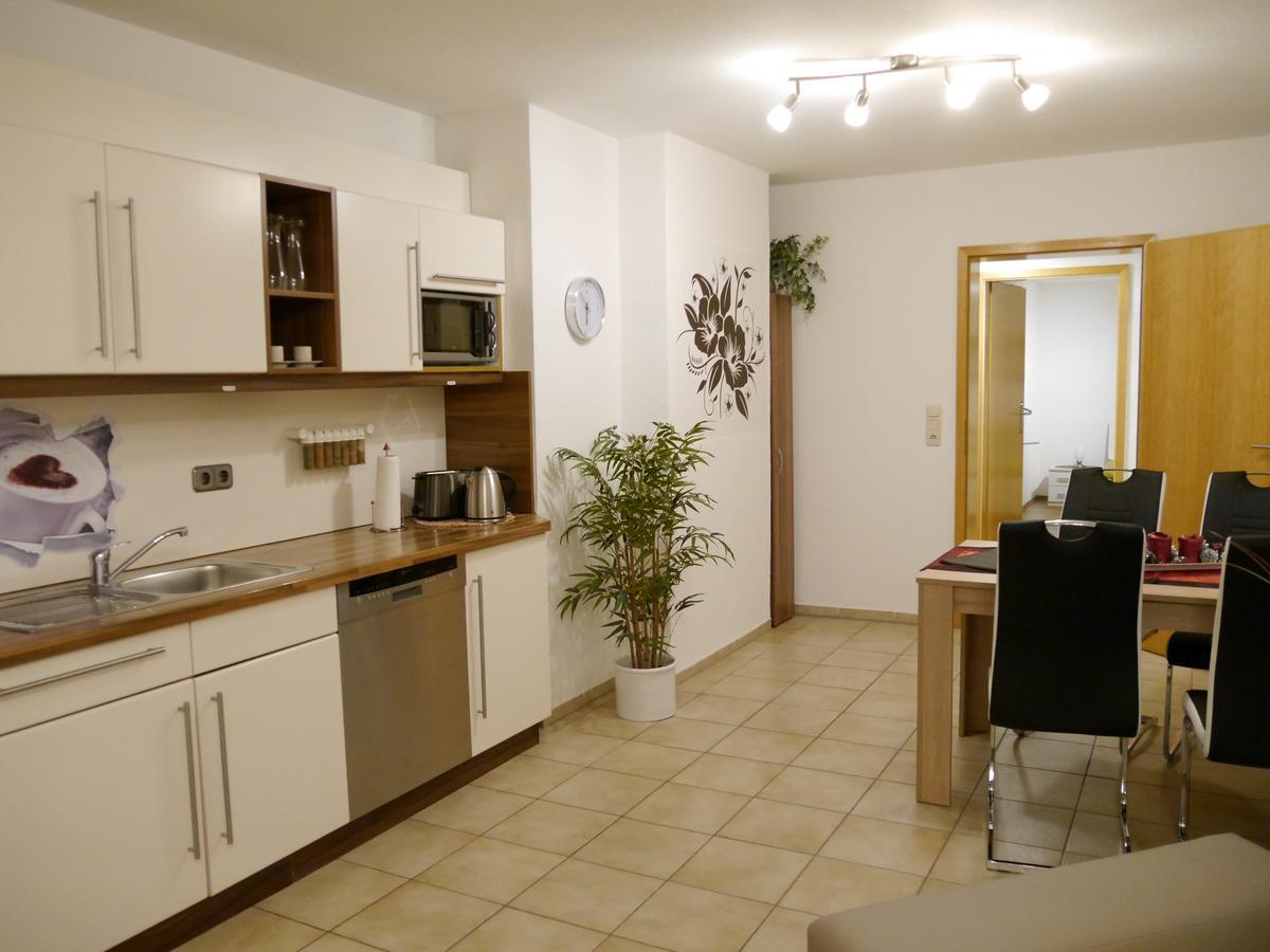 Sterne-Ferienwohnung-Apartment Regnitztal Buttenheim Exterior foto